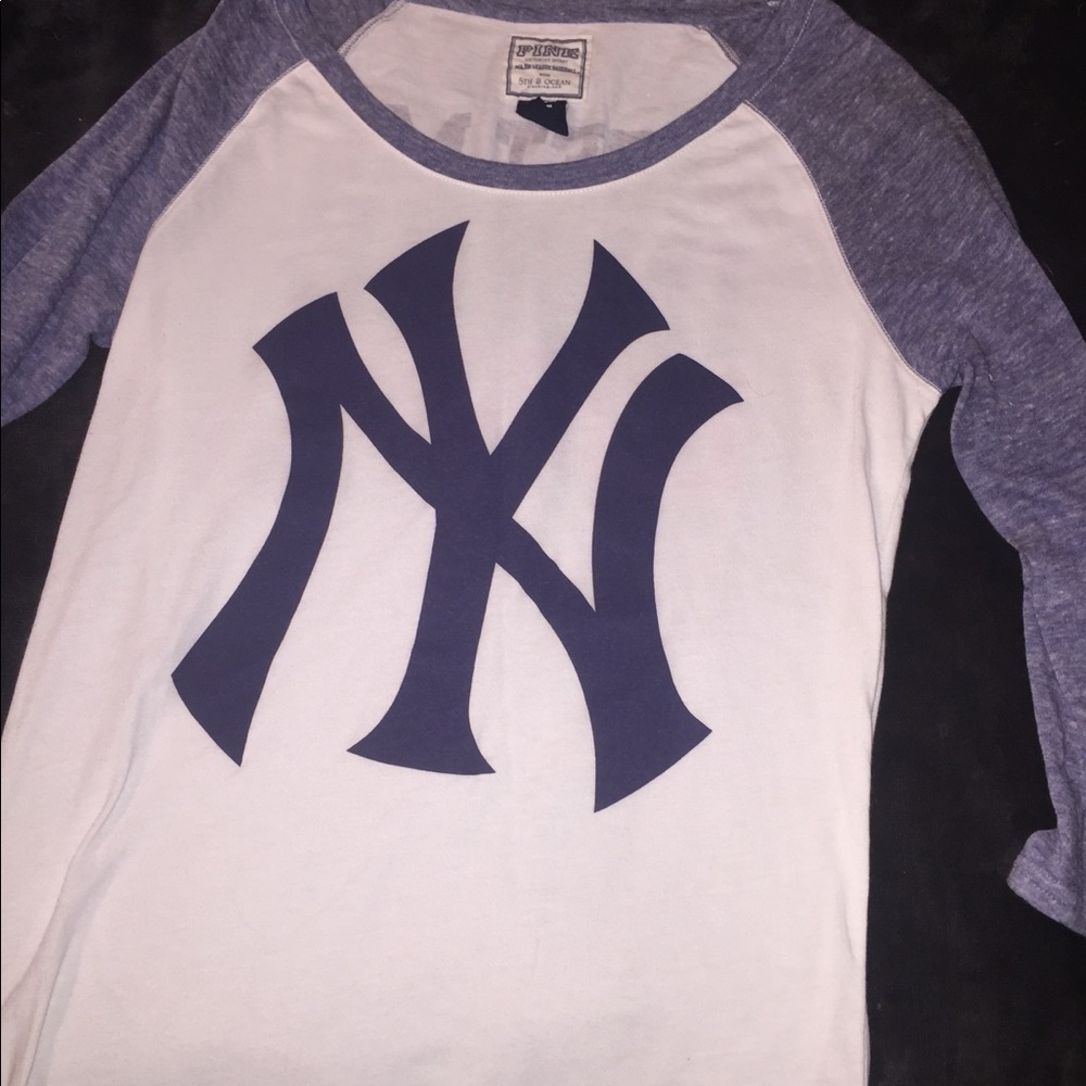 Victoria’s Secret New York Yankees baseball tee